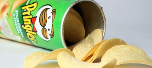 Quasi gratis: maglia da calcio Umbro con Pringles